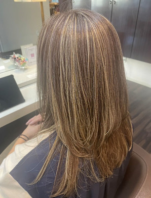 ENOMOTO 髪質改善・白髪ぼかし【エノモト】×スタイル