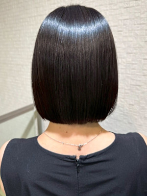 縮毛矯正 ストレートヘア ミニボブ 艶髪ショートヘア　黒髪