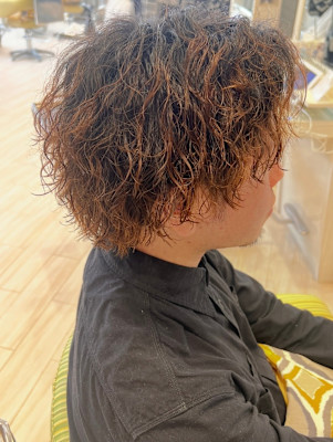 無造作ハイライトスパイラルパーマ