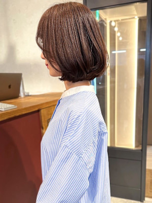 ショートボブ 顔周りカット ボブレイヤー ブラウンカラー 