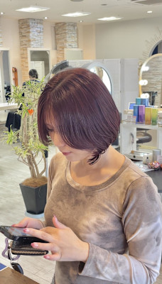 艶暖色カラー×顔まわりレイヤーボブ