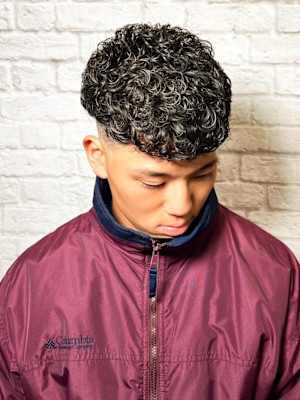 カーリーパーマ