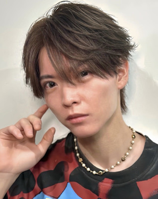 動き×艶感の曲がる酸性ストレートレイヤー