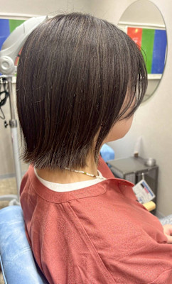 【katachi】担当日野　切りっぱなしボブ×極細ハイライト