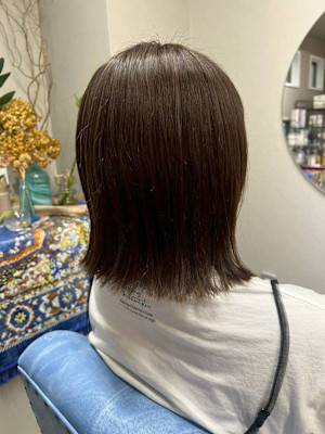 【katachi】担当成毛　切りっぱなしボブ