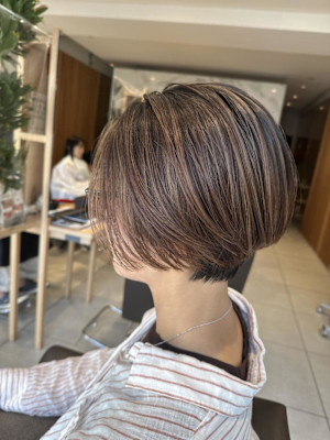 大人前下がりボブ