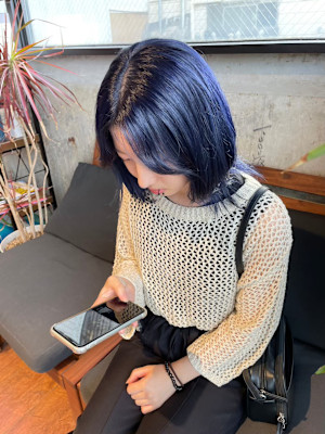 ネイビーブルー