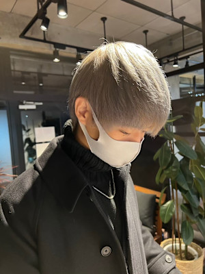 ホワイトベージュ