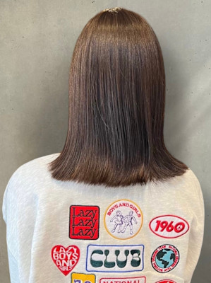 オリーブグレージュ×外はねbob