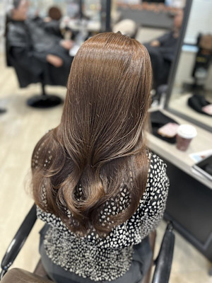 Mako チョコレートブラウン 透明感 ブリーチなし 銀座