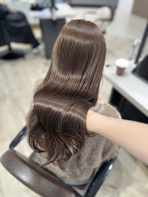 Mako ヘーゼルベージュ 透明感 ブリーチなし 銀座