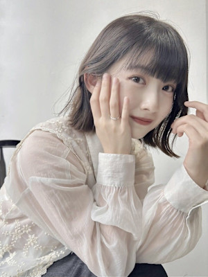 ボブ×外はね巻き