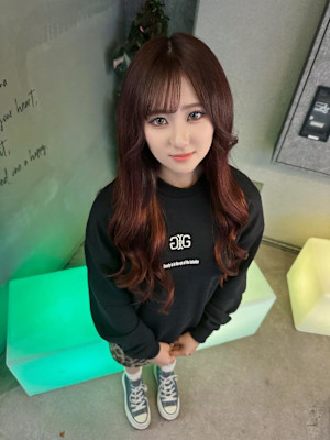 ワインレッドでロング！