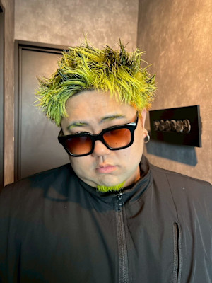 セクションカラー　ケアブリーチ　ブリーチカラー　表参道/原宿