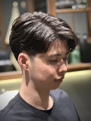 メンズ　ビジネスパーマ　刈り上げシチサン