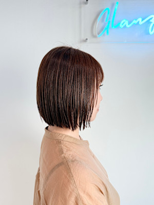 切りっぱなしミニボブ×透明感テラコッタオレンジブラウン