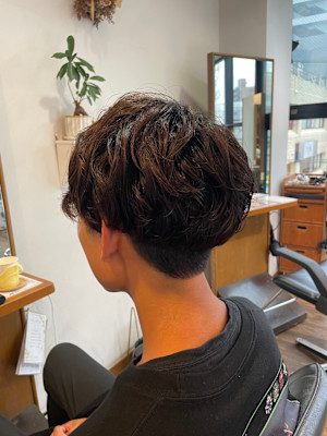 〈木賀　絵莉子〉メンズ×シャドウパーマ