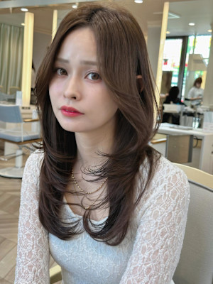 韓国　レイヤーカット 顔まわりカット ワンカール 小顔