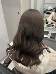 ベージュカラー