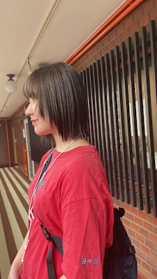 ボブとオリーブベージュ