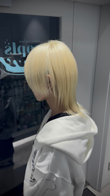 ハイトーンウルフ/ホワイトブロンド/ウルフカット