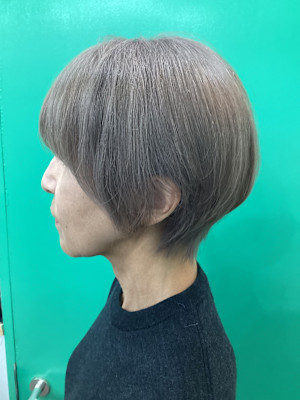 くびれショートヘア