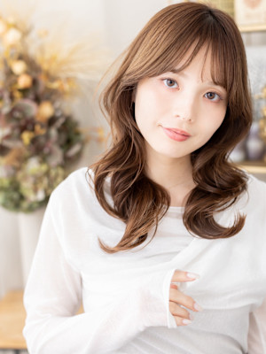 大人かわいい波巻きカールグラマラスロング　オリーブグリーン