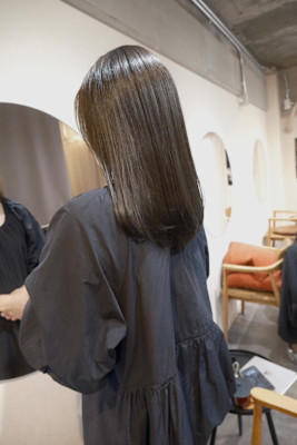 オリーブベージュ髪質改善カラー