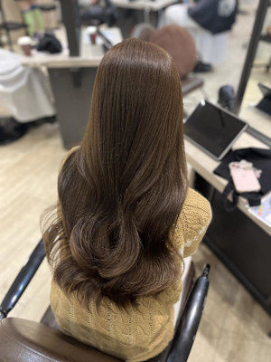 Mako ヘーゼルベージュ ブリーチなし 透明感 銀座