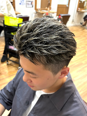 ショートアップバングハイライト