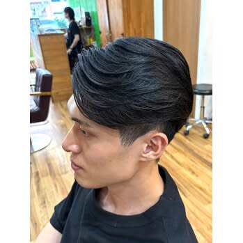 センターパートニュアンスパーマ