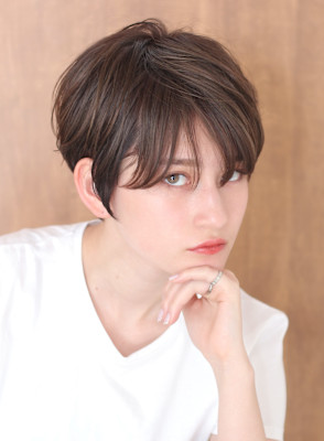 ショート・ボブ/白髪ぼかし/ハイライト/絶壁解消/40代