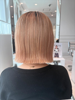 ラインの綺麗なワンレンボブ