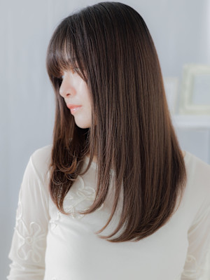 暗髪アッシュブラウン重軽ロングレイヤー　シャギーカット