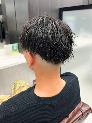 刈り上げ スキンフェード ツイストスパイラル