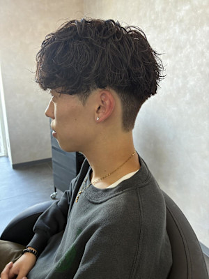 シャドウパーマ