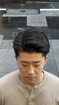 大人barberスタイル　ウェーブパーマ