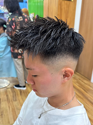 黒髪ジェットフェード