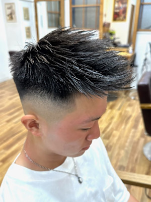 黒髪ジェットフェード