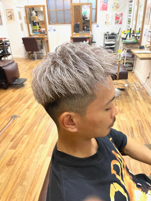 ジェットハイトーンシルバー