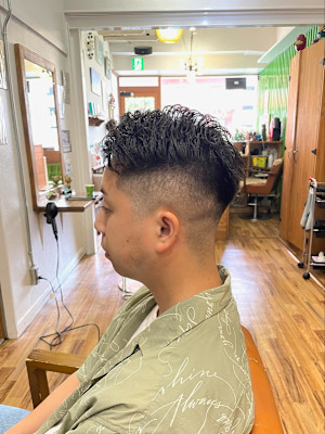 フェードパーマ