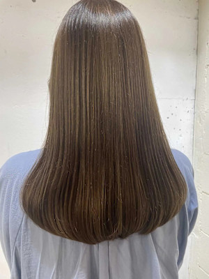 ミディアムベージュカラー