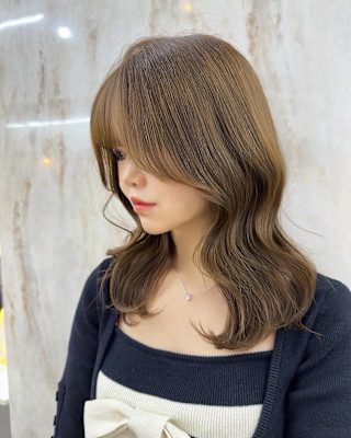 ミディアム/暗めカラー/デザインカラー/フェイスフレーミング