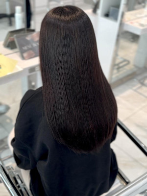 ダークブラウン