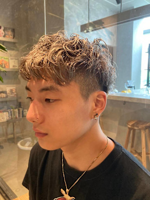 メンズアッシュパーマ【Lolonois中津】