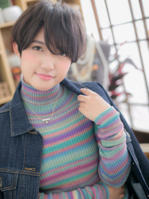 黒髪アシンメトリー小顔マニッシュショートチョコレートブラウン