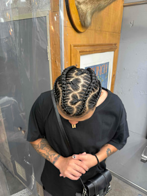 4本ハートコーンロウ