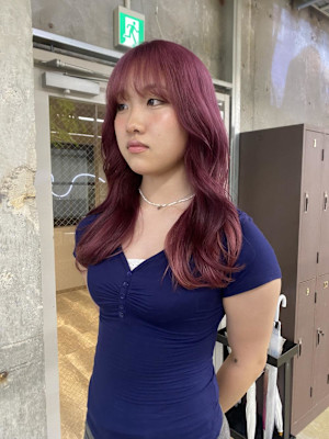 ビビットピンク