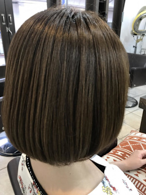 美髪ストレートボブ