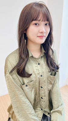 オリーブベージュ/透明感カラー/レイヤーカット